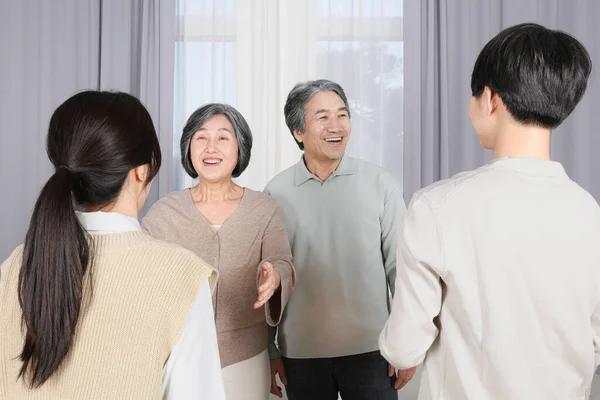 Asiática Familia Coreana Nietos Reunión Abuelos —  Fotos de Stock