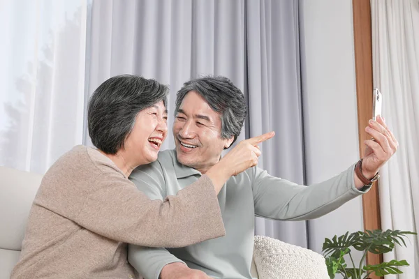 Asian Korean Family Elderly Couple Having Video Call — Fotografia de Stock