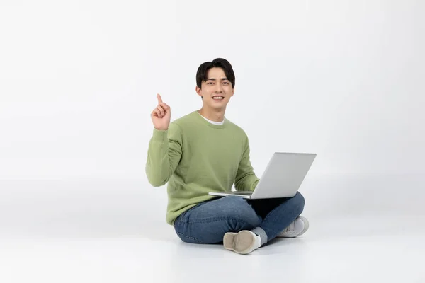 Job Interview Preparation Asian Korean Young Woman Man Looking Laptop — Stockfoto