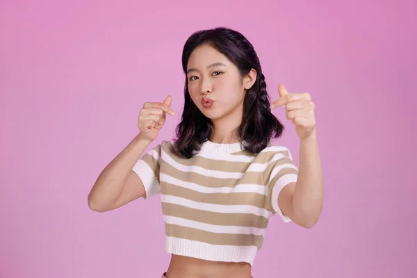 Generation Asiatisk Flicka Student Poserar Med Händer Med Händer — Stockfoto