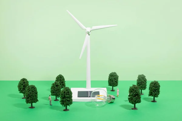 Proteger Conceito Terra Ambiente Turbina Eólica Árvores Miniaturas Lâmpadas — Fotografia de Stock