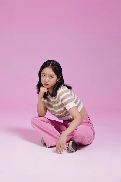 Покоління Нудно Мила Азіатська Корейська Дівчина — стокове фото