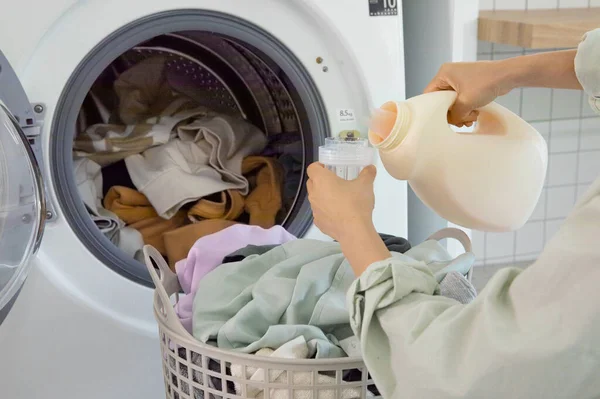 Aesthetic Laundry Concept Using Detergent — Stok fotoğraf