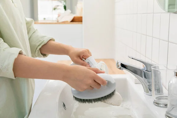 Aesthetic Laundry Concept Washing Sneakers — Stock Photo, Image