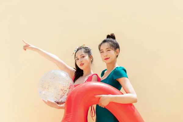 Zomervakantie Reis Met Vrienden Concept Serie Korean Mooie Aziatische Jonge — Stockfoto