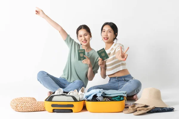 Söt Koreanska Vackra Asiatiska Unga Kvinnor Visar Egna Pass Och — Stockfoto
