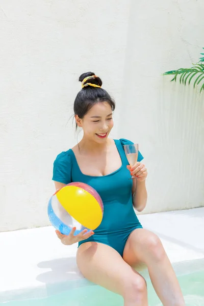 Καλοκαιρινό Ταξίδι Διακοπών Φίλους Concept Series Korean Όμορφη Ασιάτισσα Νεαρή — Φωτογραφία Αρχείου