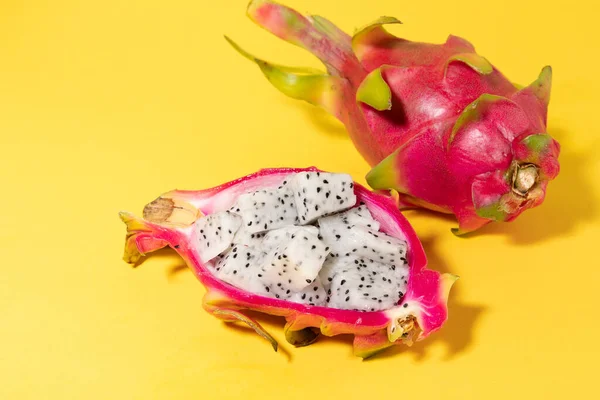 Frutas Dragão Tropicais Fundo Estúdio — Fotografia de Stock