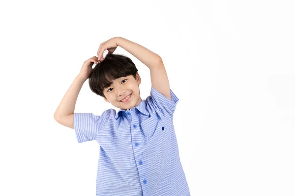 Camisa Coreana Joven Con Media Manga Azul Verano Fondo Blanco — Foto de Stock