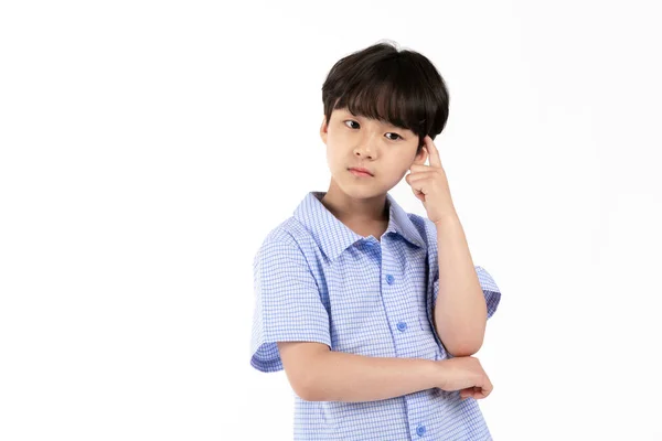 Joven Coreano Con Camisa Media Manga Azul Verano Fondo Blanco — Foto de Stock