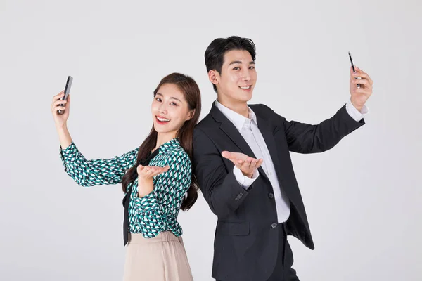 Korean Young Couple Man Woman Wearing Modern Hanbok Introduce Watching — Stock Photo, Image