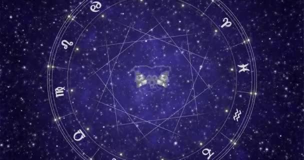 Tecken på zodiak horoskop hjul på mörk stjärnhimmel — Stockvideo