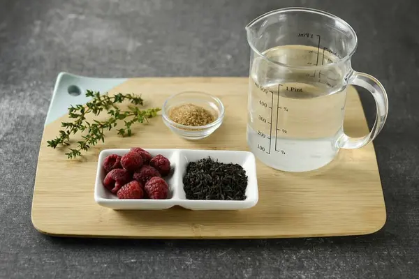 Připravte Všechny Potřebné Ingredience Pro Výrobu Berry Tea — Stock fotografie