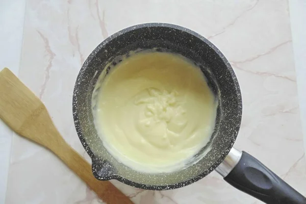 Revuelve Crema Con Mantequilla Enfría —  Fotos de Stock