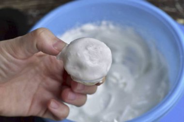 Kremalı zencefilli ekmek..