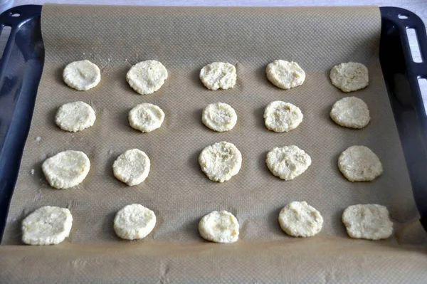 Place Biscuits Considerable Distance Each Other Biscuits Very Blurry Baking — Stock Photo, Image