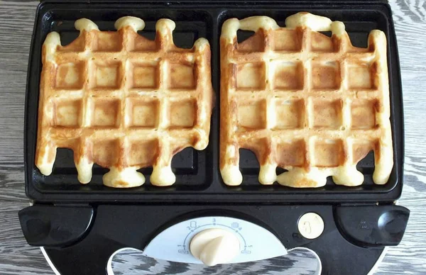Indicated Time Check Readiness Waffles Rougher Waffles Crisp Crust Hot — Stock Photo, Image