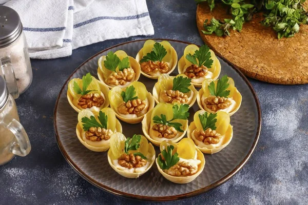 Garnish Snack Fresh Parsley Dill Thin Arugula Leaves Etc Serve — Stock Photo, Image