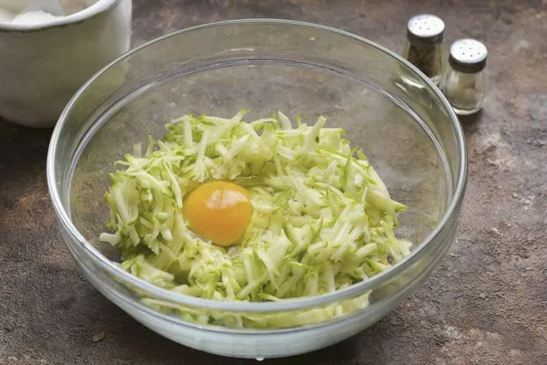 Add Egg Courgette — Stock Photo, Image