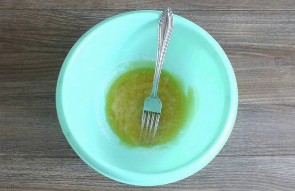 Siapkan Adonan Dalam Mangkuk Menggabungkan Telur Dengan Garam Dan Gula — Stok Foto