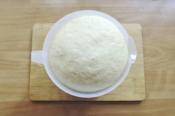 Prove Dough Should Increase Volume Times — Stockfoto