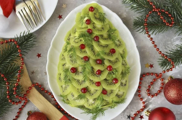 Salade Klaar Een Nieuwjaarsgerecht Dat Niet Alleen Honger Verrukking Met — Stockfoto