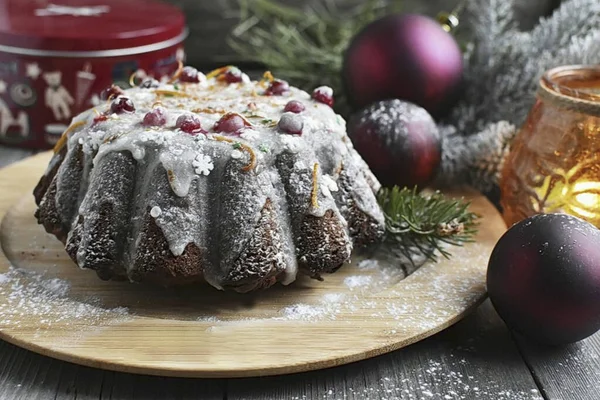 あなたが突然クリスマス イブに文字通りそのようなカップケーキを焼きたい場合は 私は急行レシピを提案します お祭りの香り 小さな仕事 誰もが満足しています メリークリスマス — ストック写真