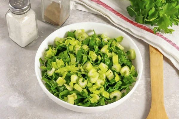 Wash Celery Water Cut Small Pieces Cutting Roots Add Bowl — Stockfoto