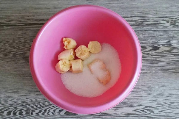 Peel Banana Break Put Bowl Add Grams Sugar Using Fork — Fotografia de Stock