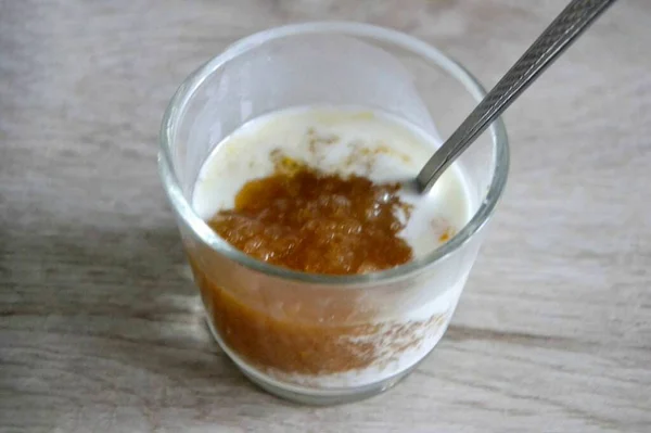 Dissolve Grams Cornstarch Little Water Add Tbsp Tablespoons Pear Puree — Stockfoto