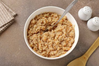 Mix the contents well.