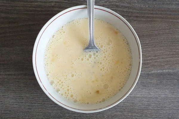 Maak Vulling Klaar Meng Eieren Met Een Snufje Zout Melk — Stockfoto