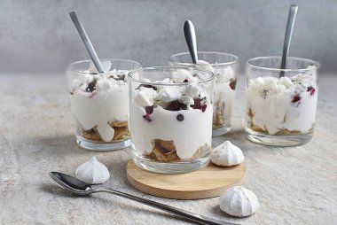 Bu pasta ya da hamur işi için harika bir alternatif ve hazırlanması çok daha hızlı ve kolay! Afiyet olsun.!