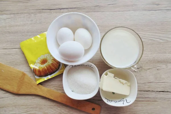 Bereiten Sie Alle Zutaten Für Einen Stärkefreien Pudding Vor — Stockfoto