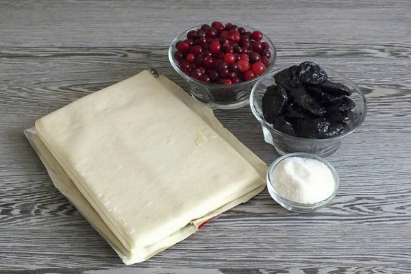 Prepare Todos Ingredientes Necessários Para Fazer Cranberry Prunes Basket — Fotografia de Stock