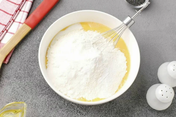 Add Flour Soda Bowl — Stock Photo, Image