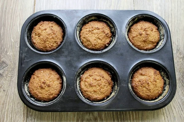 Mettere Forma Con Impasto Forno Caldo Cuocere Una Temperatura 180 — Foto Stock