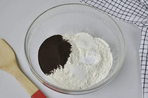 Una Ciotola Asciutta Unire Farina Sale Zucchero Lievito Polvere Malto — Foto Stock