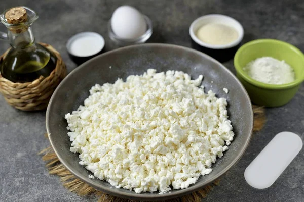 Preparare Tutti Gli Ingredienti Necessari Fare Cottage Cheese Syrniki Prodotti — Foto Stock