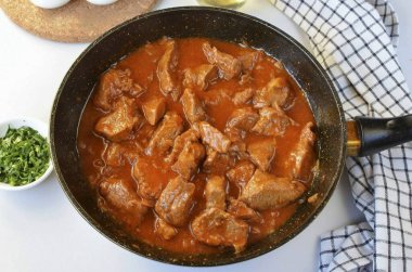 Gerekirse, söndürme sırasında su ekleyin.