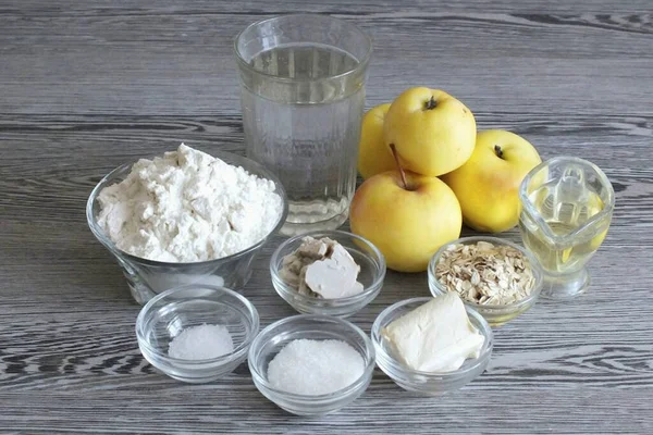 Prepare Todos Ingredientes Necessários Para Fazer Pão Com Maçãs Fabricante — Fotografia de Stock