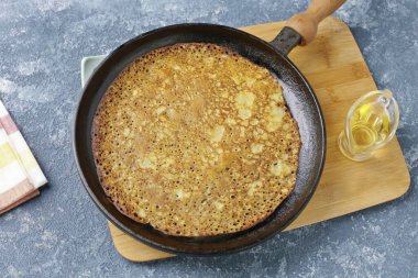 Bu tarife göre, gözlemeler havadar, delikli ve çok lezzetli..