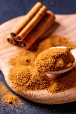 tarçın zemin ve sopa