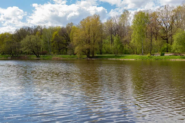 Moscow Russia May 2021 View Kamensky Pond Enea Vdnh Spring — Stock Photo, Image