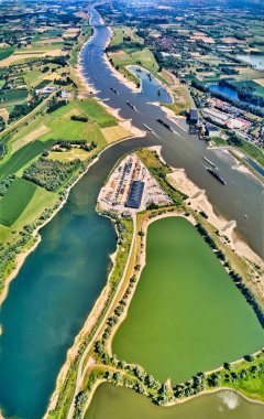 drone shot of the river Maas with floodplain.