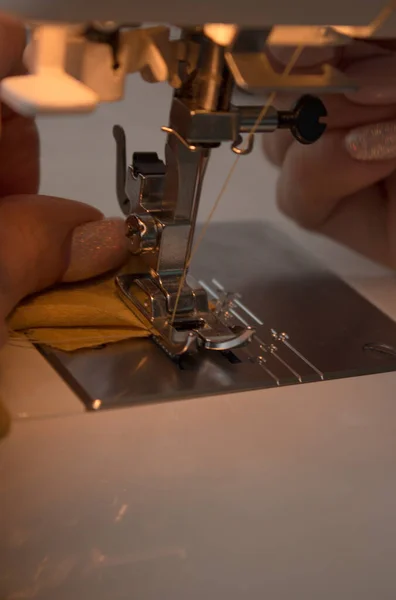 Seamstress Works Home Quarantine — Stock Photo, Image