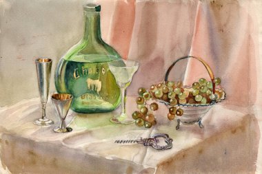 Suluboya natürmort, bir şişe konyaklı yeşil şeffaf cam, cupronickel yaldızlı konyak bardakları, gümüş metal tirbuşon, oymalı kristal şarap kadehi, yeşil üzümlü altın metal vazo.