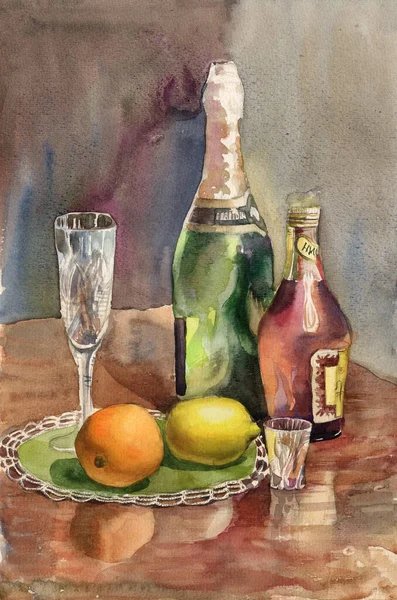 Suluboya resim, eski yılların durgun hayatı parlayan ahşap bir masa üzerinde, bir şişe Sovyet şampanyası, pembe likör, kristal şarap bardağı ve konyak bardağı, yeşil dantel peçetede portakal ve limon.