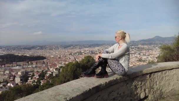 Woman at Mont Boron panorama of Nice — Stock Video