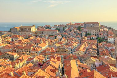 Dubrovnik duvarların gün batımında